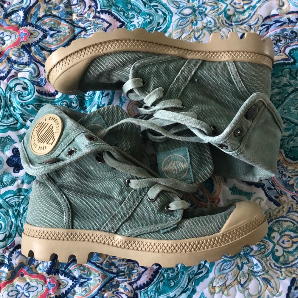 Green Palladium boots